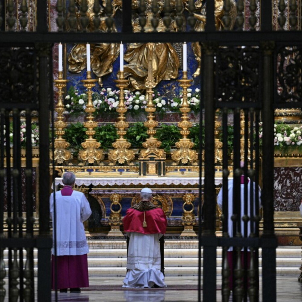 Papa Leone XIV prega alla Salus Popoli Romani: "Ci aiuti a camminare uniti"