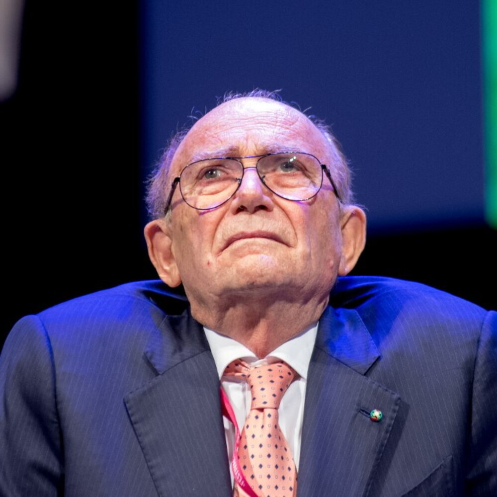 Morto Ernesto Pellegrini, storico presidente dell'Inter. Stasera la squadra con il lutto al braccio