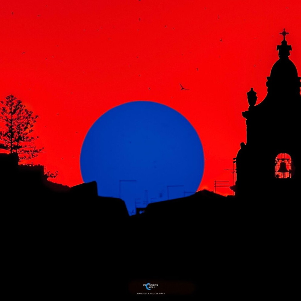 Fissa le antenne al centro del sole per 30 secondi. Chiudi gli occhi e cosa vedi?