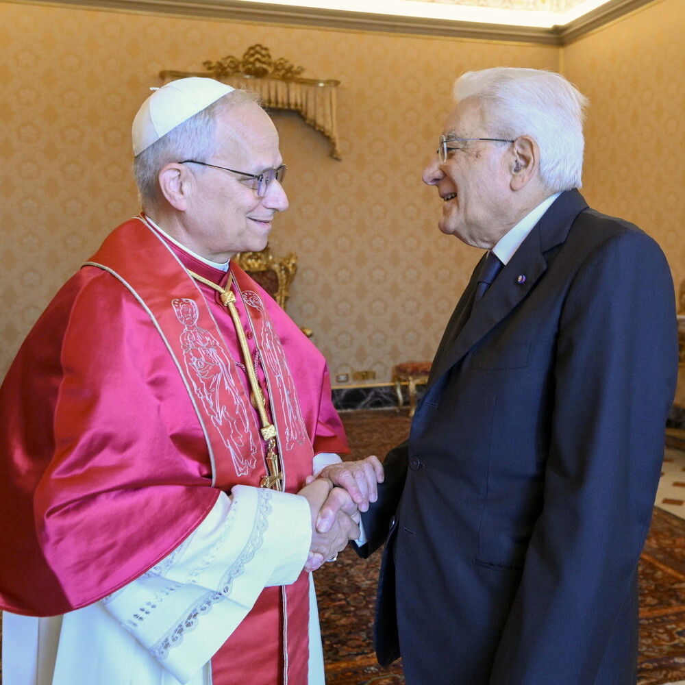 Mattarella incontra Papa Leone XIV in Vaticano: è il primo incontro ufficiale tra i due