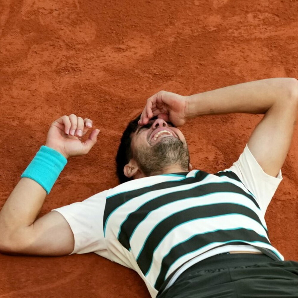 Roland Garros, Alcaraz è re di Parigi. Sinner cede al quinto set