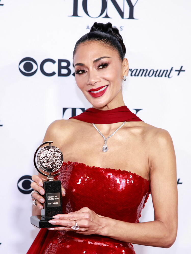 Ai Tony Awards trionfano 'Maybe Happy Ending' e 'Purpose'. Le immagini e i premi
