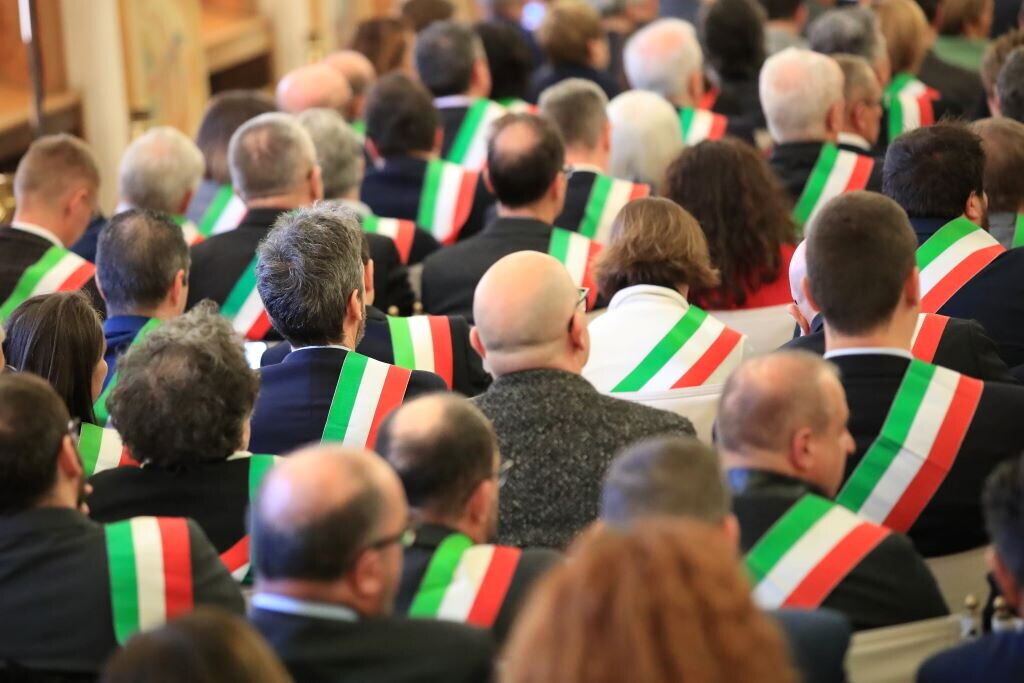 I comuni scendono in piazza contro i tagli contenuti in Manovra