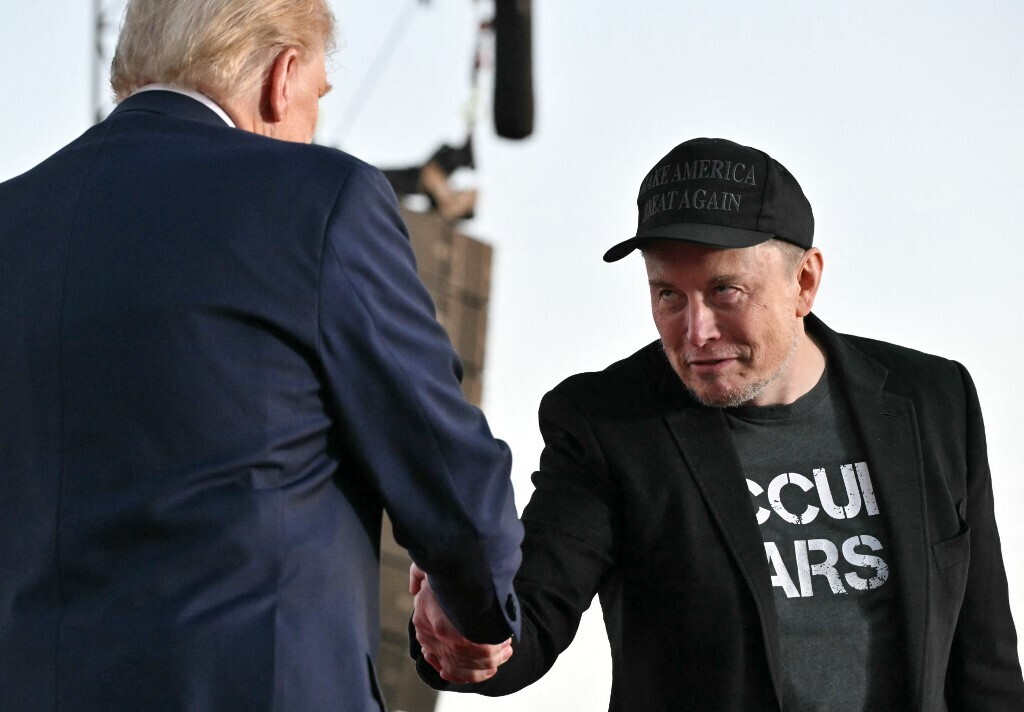 Elon Musk: "Se vinceranno i Democratici metteranno fine alla democrazia"