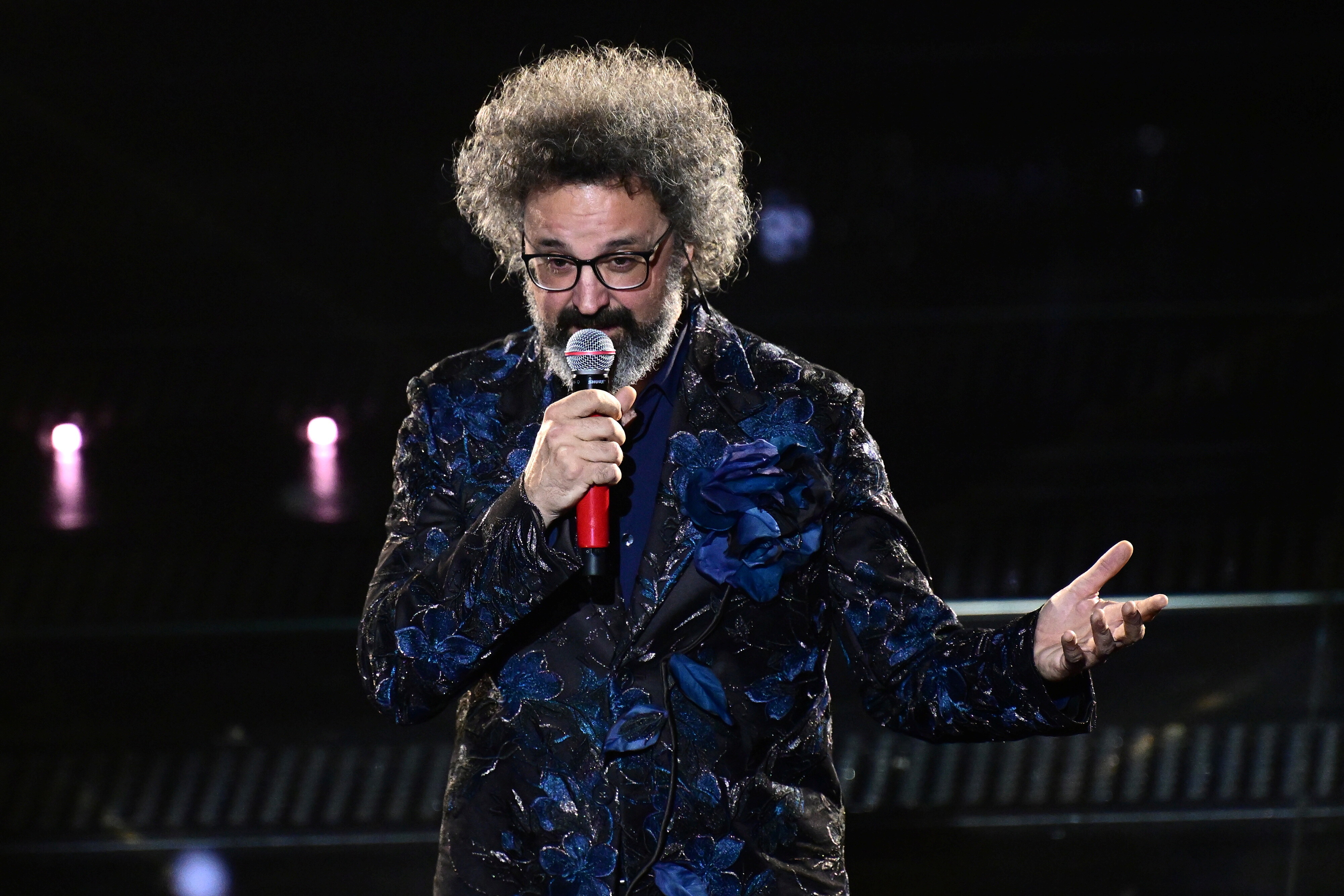 Cristicchi annulla il concerto al Forte di Bard per una paralisi facciale