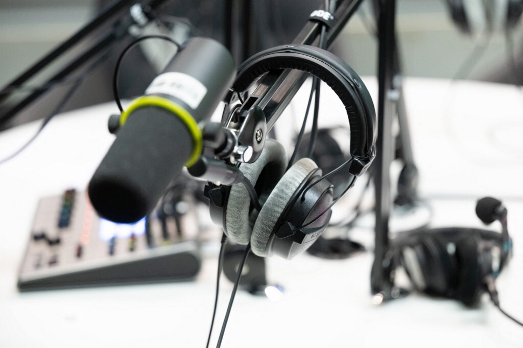 Gli italiani che ascoltano (e guardano) podcast sono sempre di più