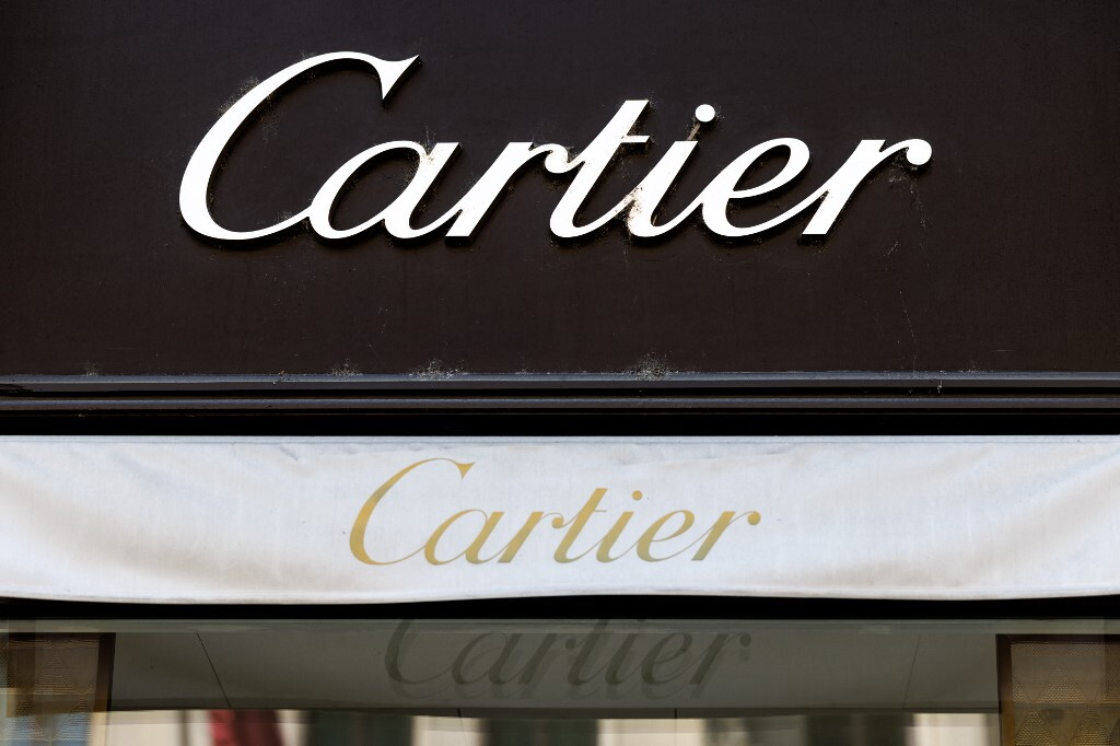 I gioielli di Cartier se ne infischiano dei dazi. Vendite su del 10%