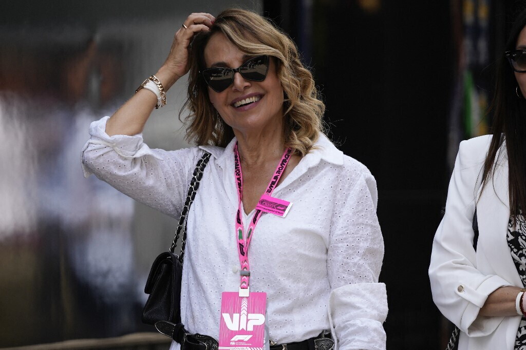 Barbara D'Urso fa causa a Mediaset, "diritti non pagati e ingerenze"