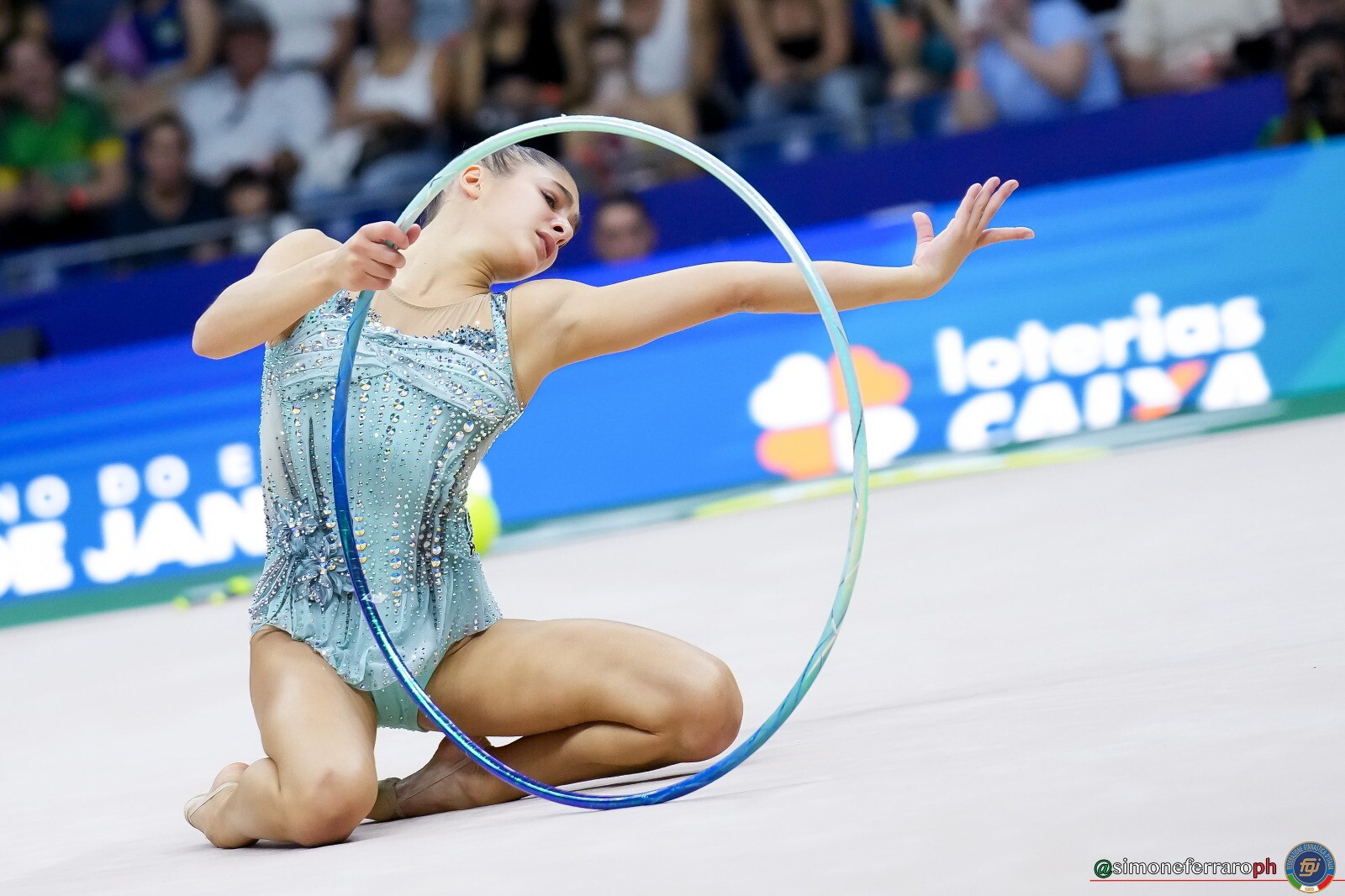 Sofia Raffaeli regina ai mondiali di ritmica, oro al cerchio e bronzo alla palla