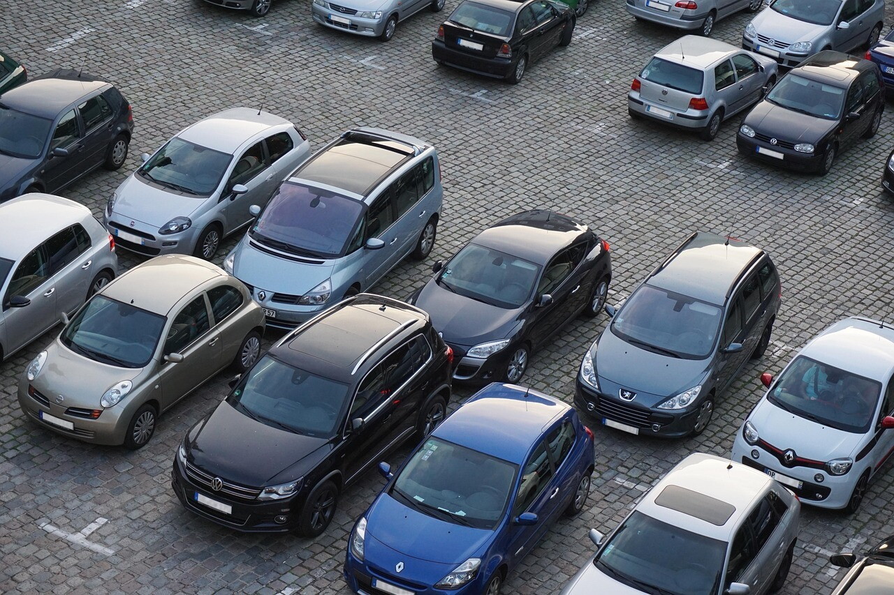 L'insolito legame tra la temperatura dell'aria e il colore di un'auto