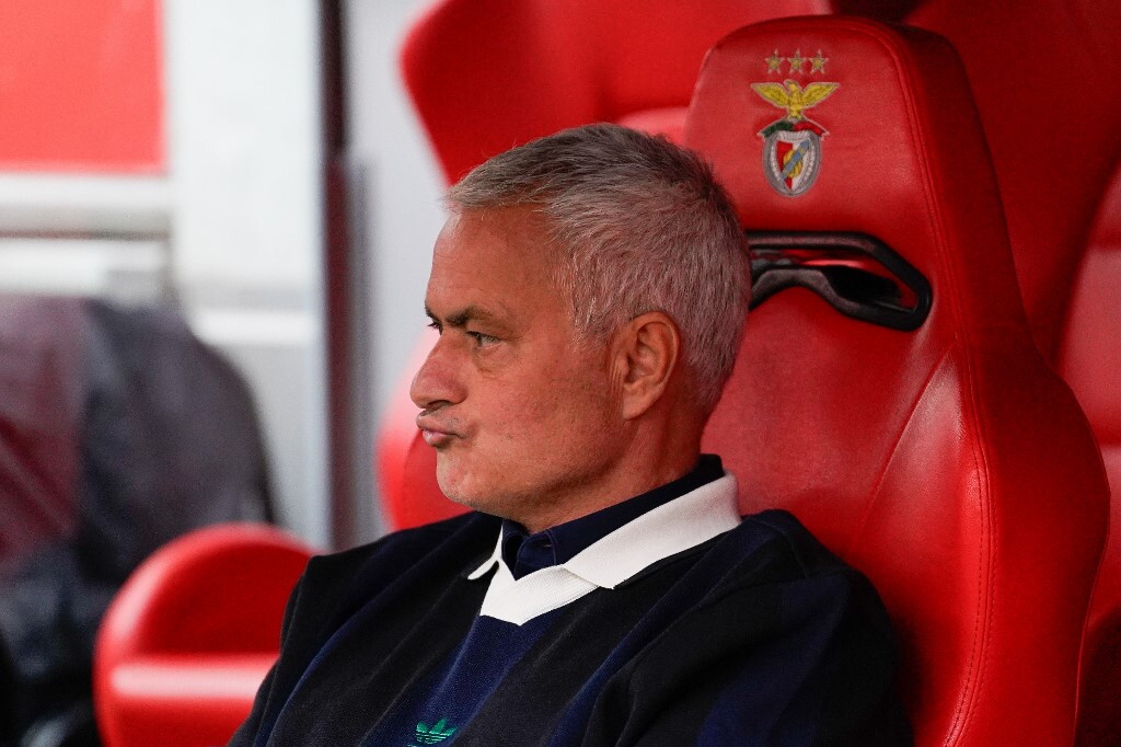 Fine dell’era Mourinho al Fenerbahce: contratto risolto dopo la sconfitta col Benfica