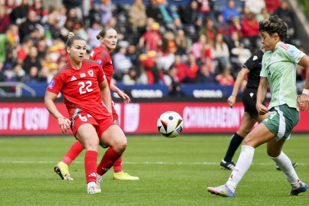 Dietrofront: l'Italia ritira la candidatura per gli Europei femminili di calcio nel 2029