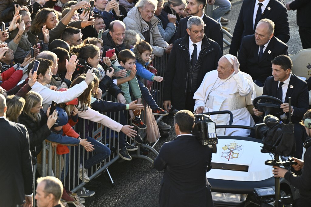 Presunto attentato a Papa Bergoglio: Uzun nega che la pistola fossa sua