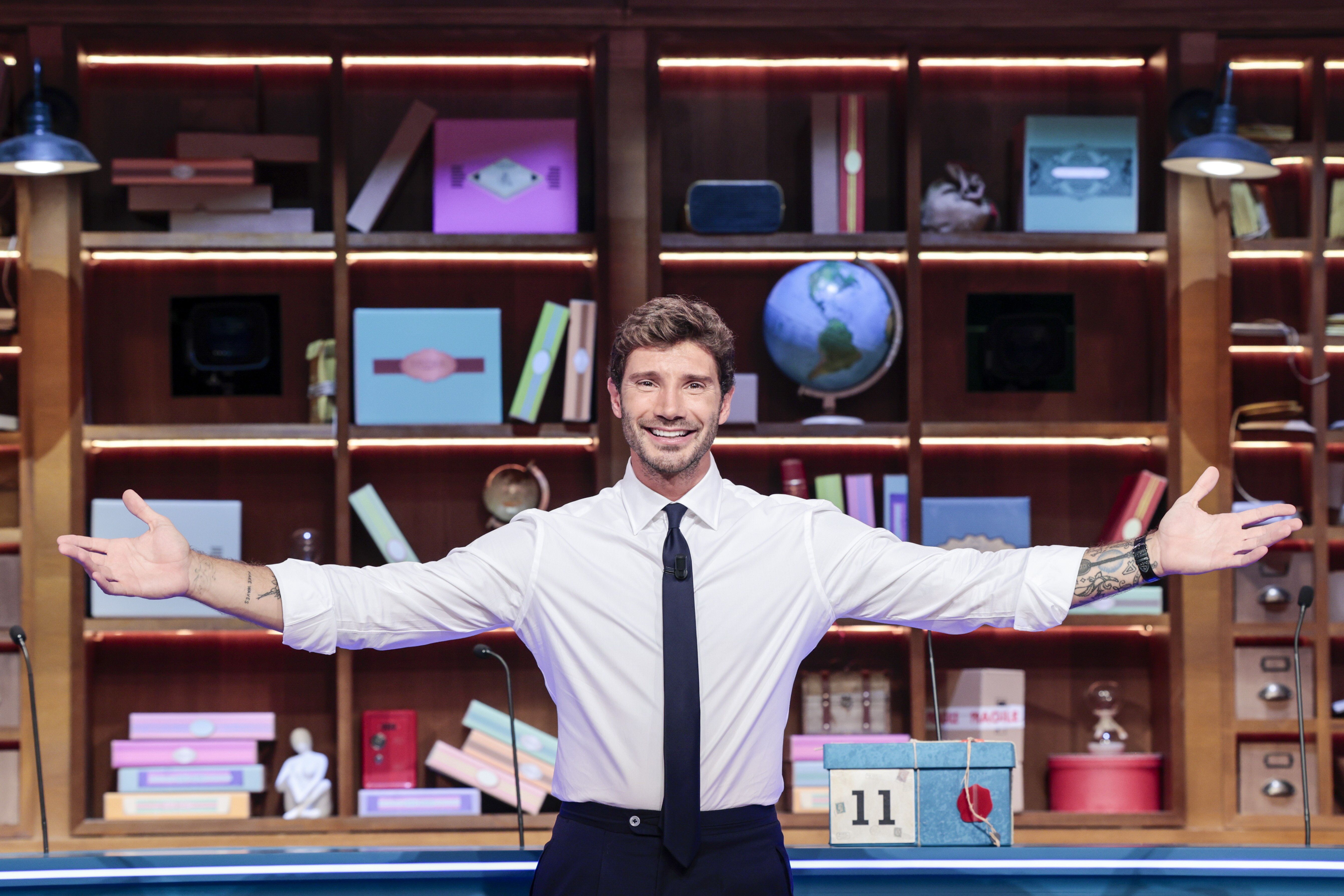 Scontro tra Stefano De Martino e Jerry Scotti a colpi di share
