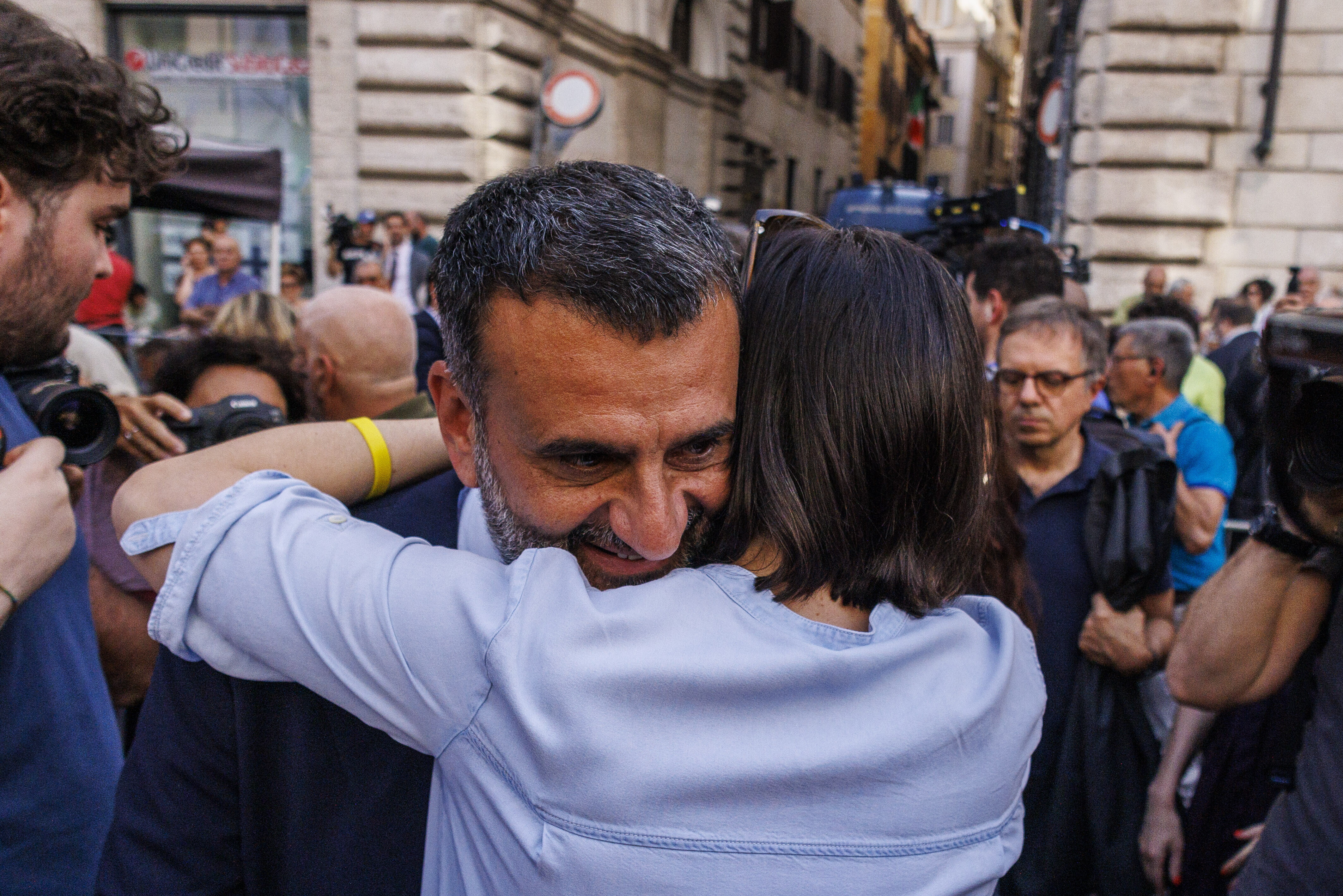 Il Pd va ‘all in’ in Puglia con Decaro