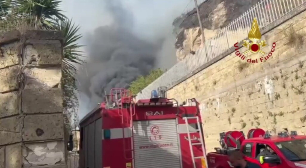 Esplosione a Pianura, boato in una fabbrica di fuochi d'artificio