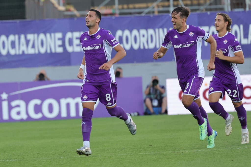 Colpo del Como a Firenze, vince 2-1 in rimonta al Franchi