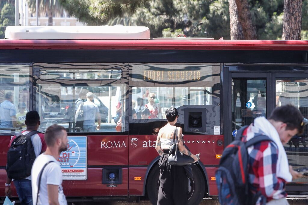 Manovra, FdI ritira l'emendamento sugli scioperi