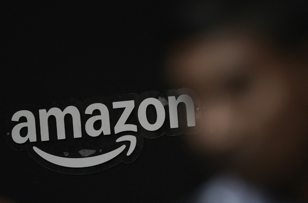Amazon a processo: il colosso dell’e-commerce accusato di iscrizioni ingannevoli a Prime