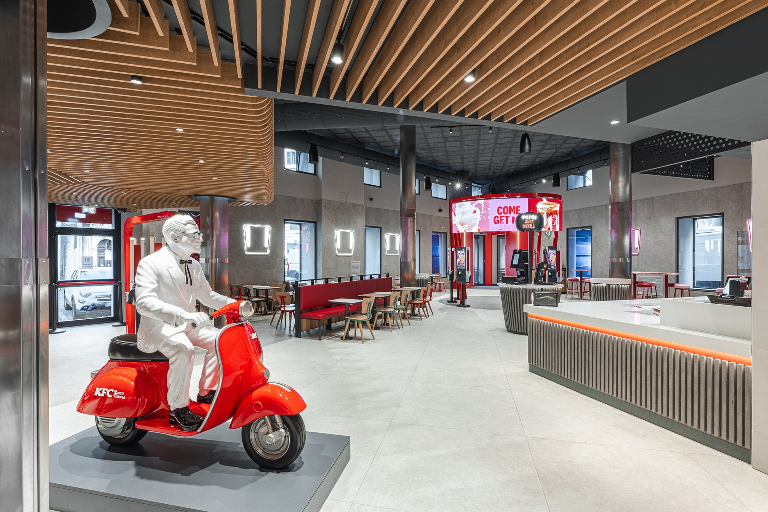 Apre nel cuore di Roma il primo flagship store Kfc in italia