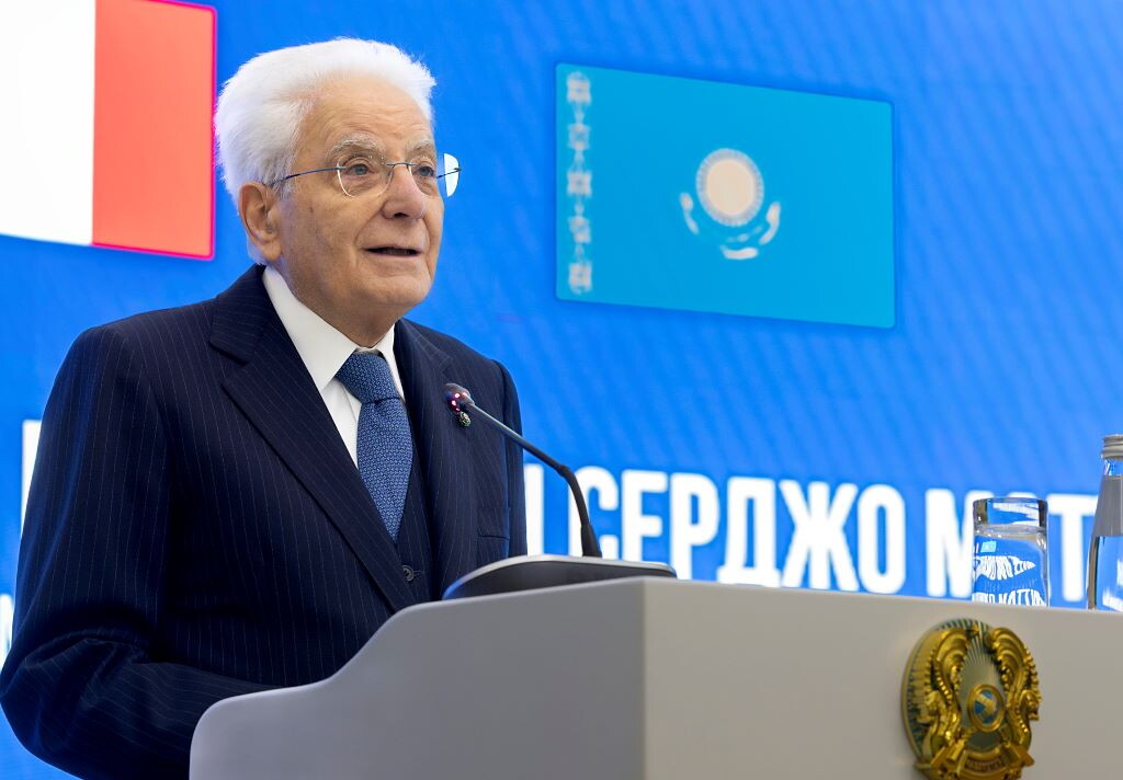 Mattarella in Kazakistan: "Carta dell'Onu bussola per affrontare ogni crisi e ogni conflitto"