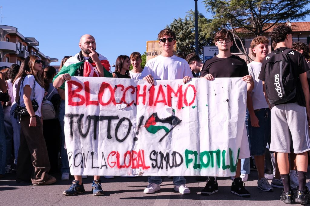 Meloni: lo sciopero per Gaza? "Rivoluzione e week end lungo non stanno insieme"