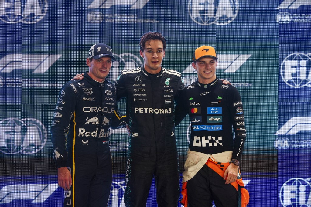 Gp di Singapore, Russell in pole. Le Ferrari ancora indietro