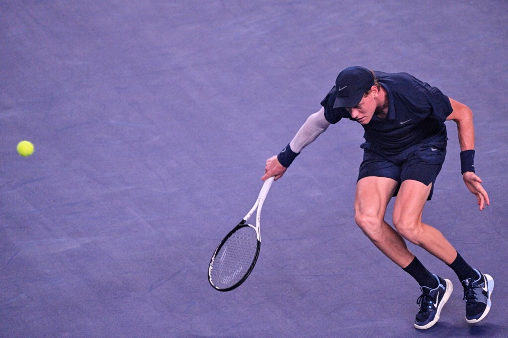 Sinner tradito da problemi muscolari, si ritira dallo Shanghai Open