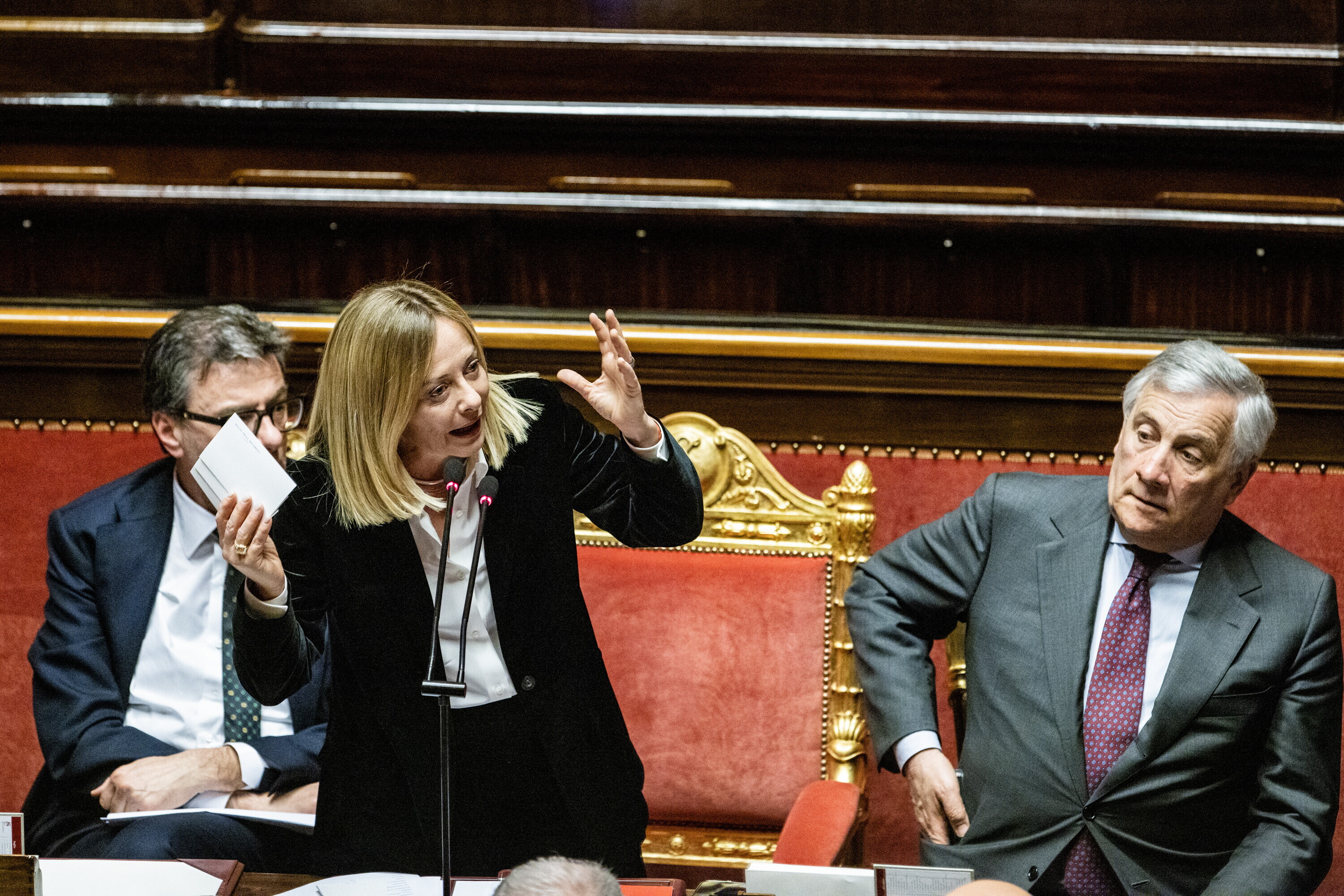 Coperture e tassa sull'oro al centro del dibattito sulla Manovra