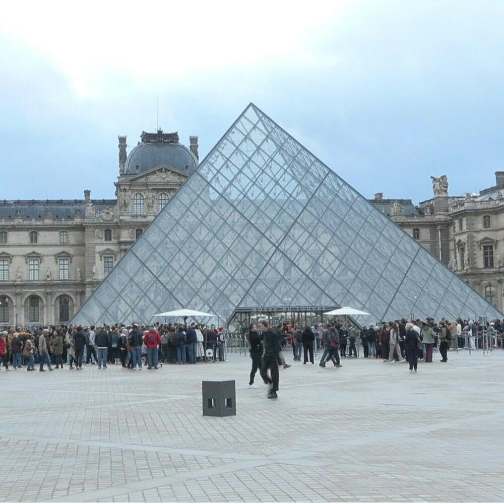 https://images.agi.it/pictures/agi/agi/2025/10/20/151405607-7f532d4e-866a-4795-9035-51f3f678349e.jpg
