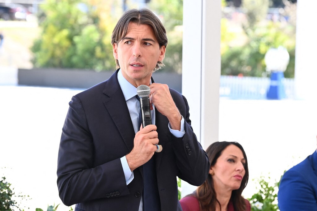 Alessandro Onorato lancia la corsa al centro