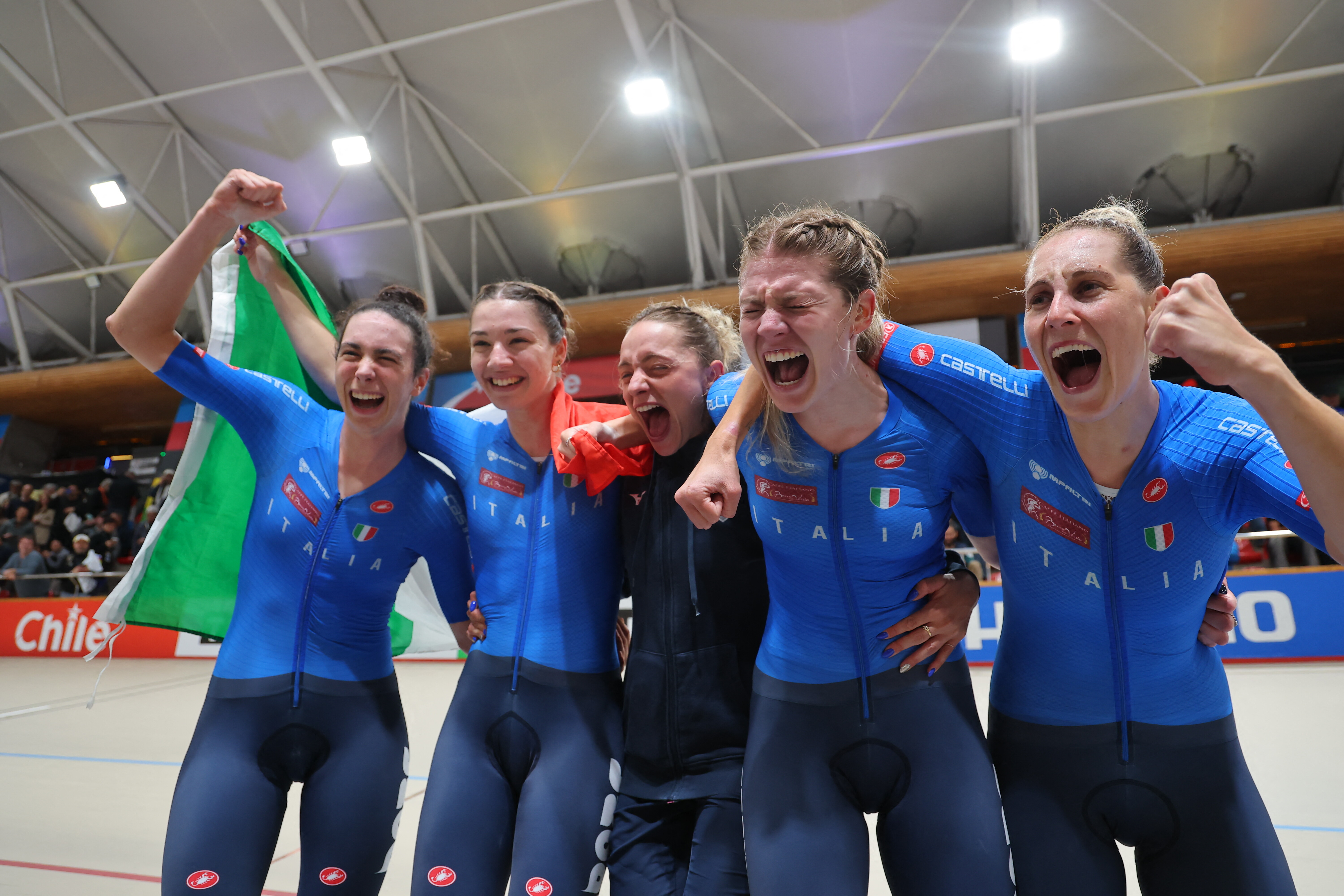 Ciclismo su pista: ai mondiali le rocket girls azzurre conquistano l'oro