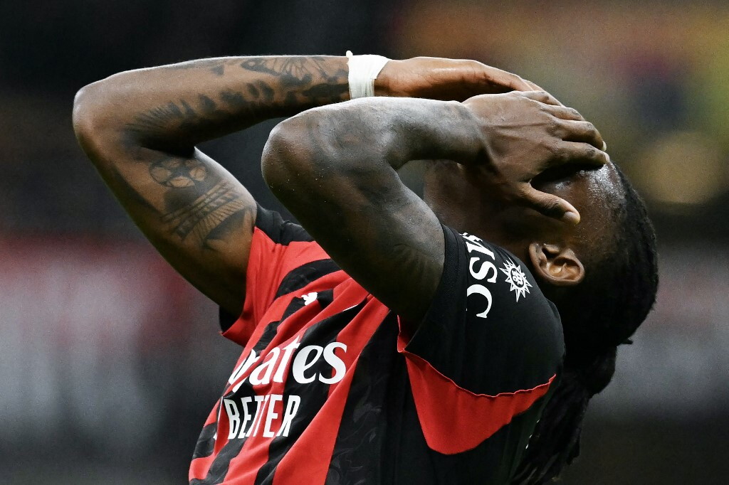 Milan bloccato in casa dal Pisa 2-2. Rossoneri salvati da Athekame nel recupero