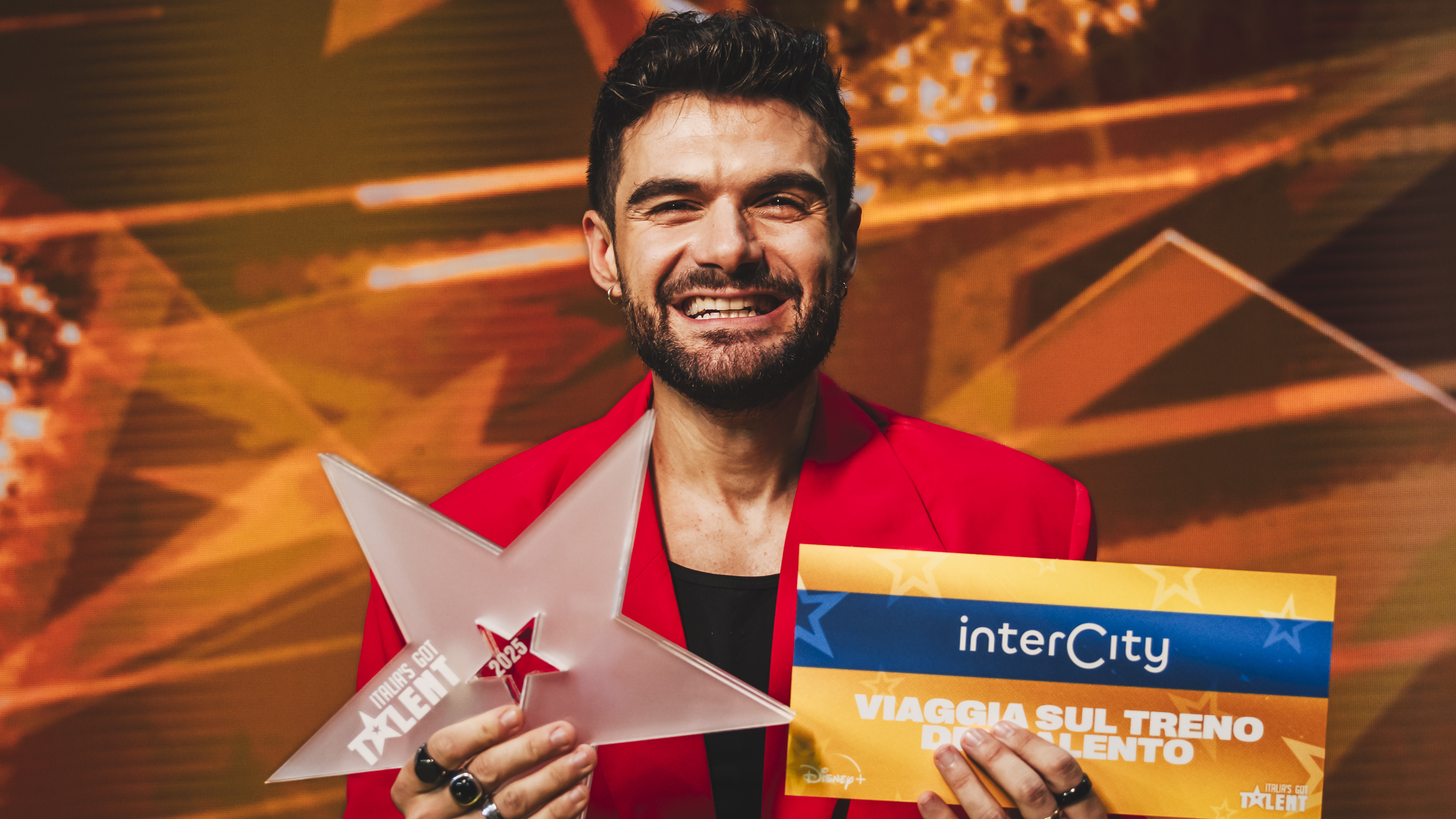 L'ugola d'oro napoletana Joe Romano vince 'Italia's Got Talent'