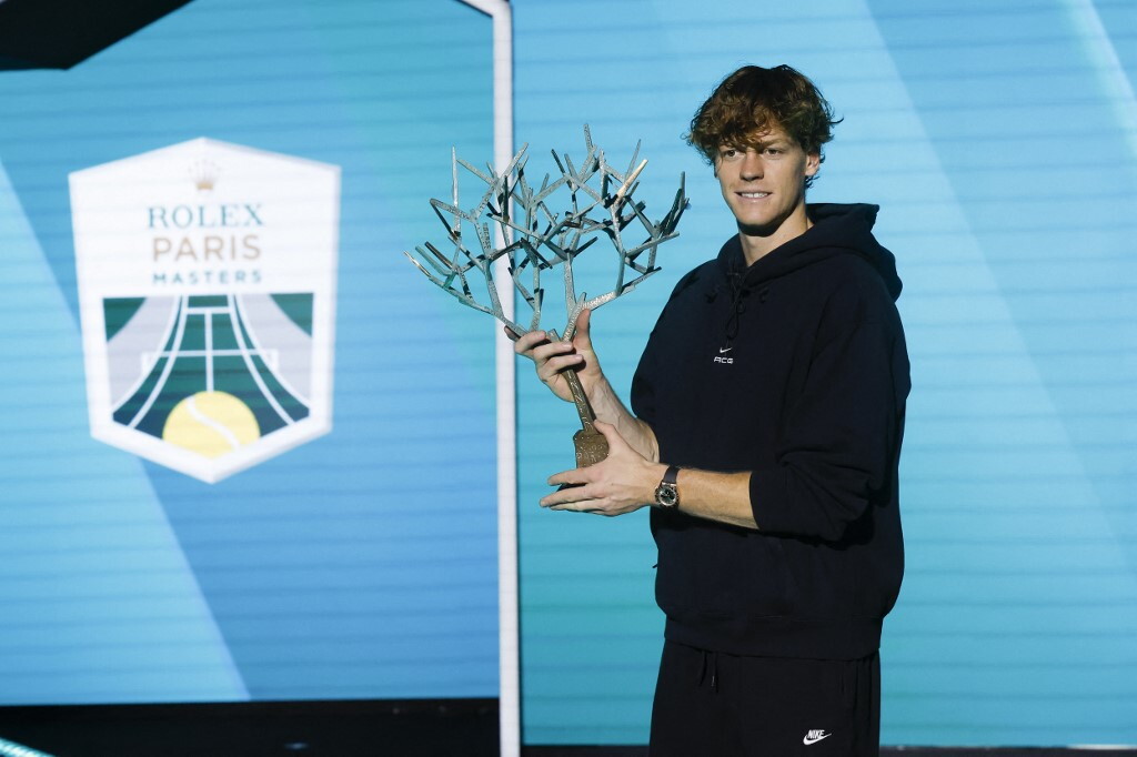 Sinner numero uno al mondo per soli 7 giorni. A Torino sarà di nuovo testa a testa con Alcaraz