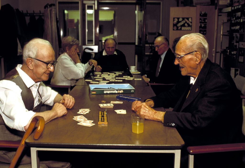 In Italia oltre 23mila centenari, 8 su 10 sono donne