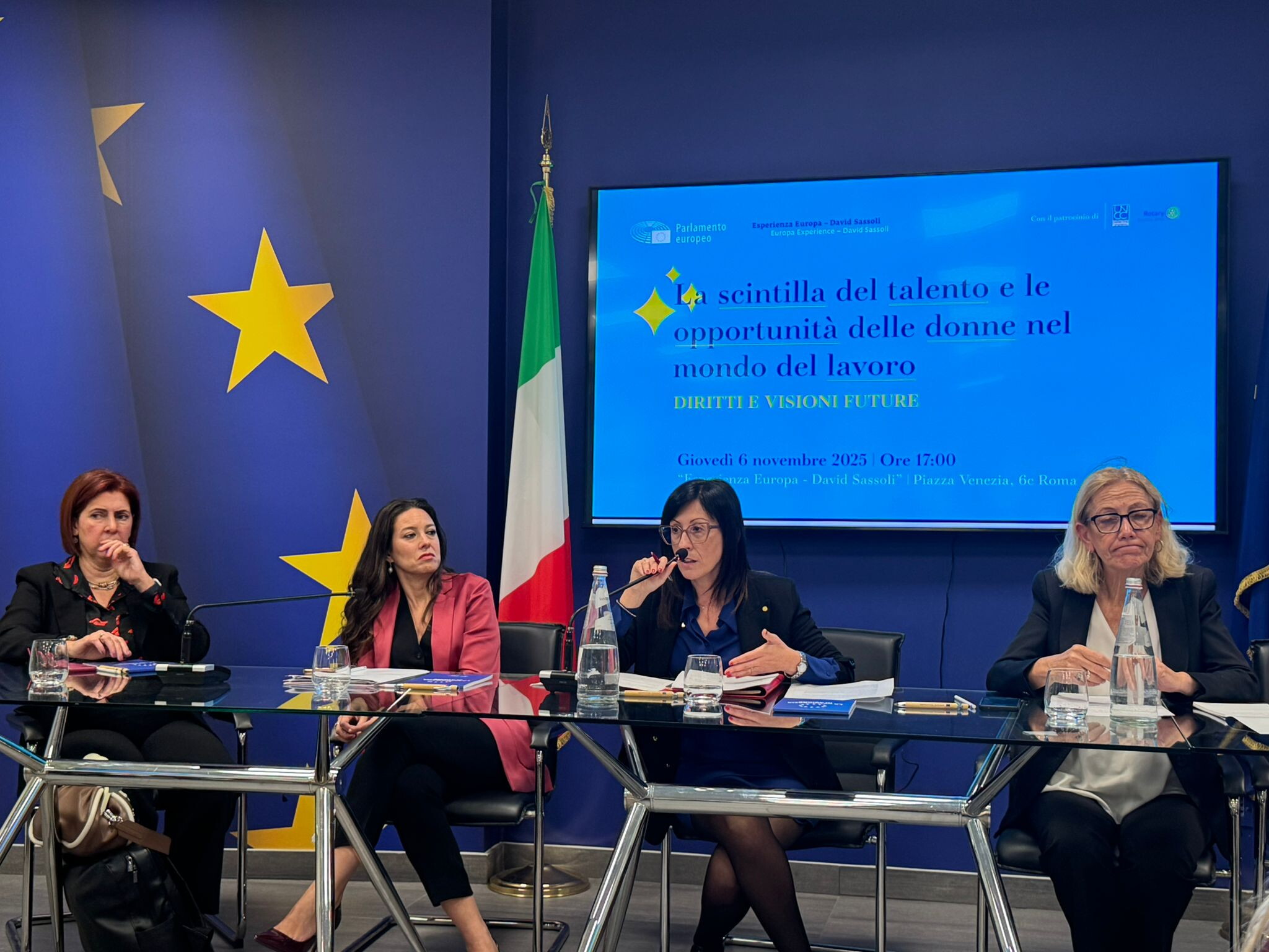 Politiche, finanziamenti e IA, tutti gli strumenti per valorizzare il talento delle donne