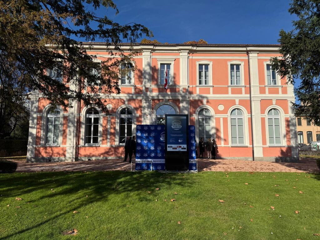 La 'mini Davos' di Lugano debutta con il duello tra Prodi e Klaus sull'Europa