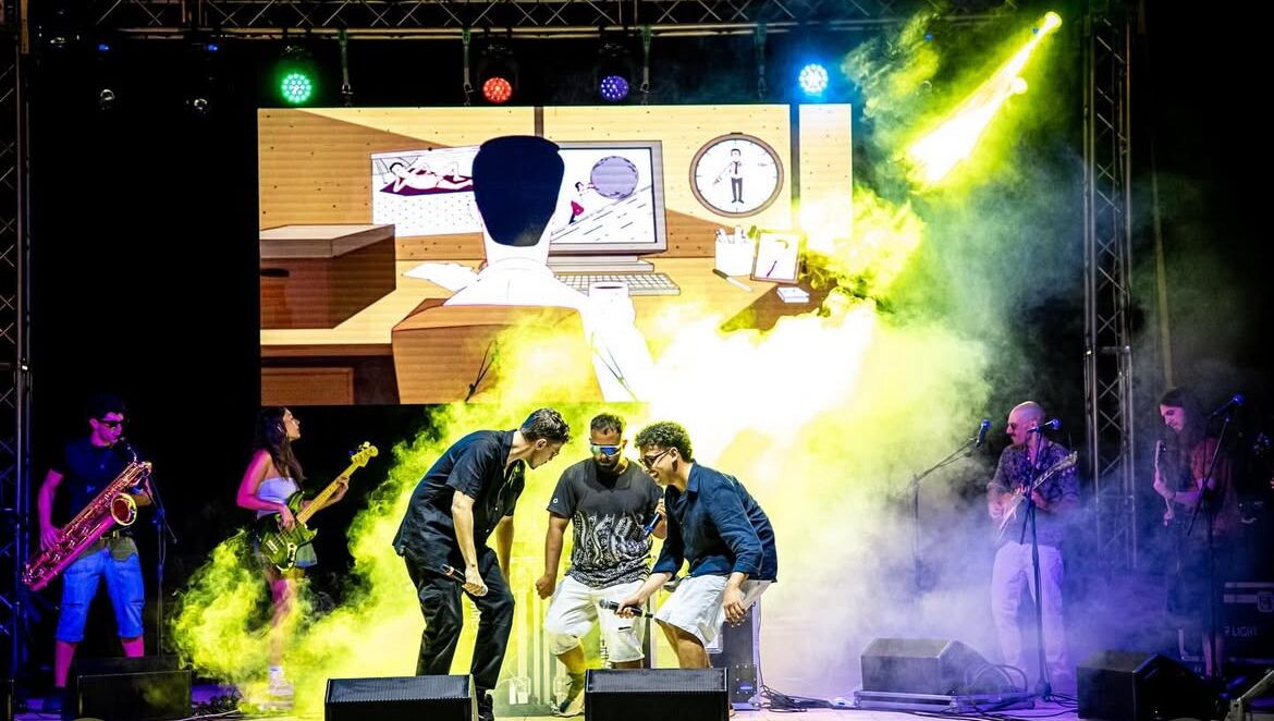 "Donna Kelly", l'inno alla leggerezza della Moribiondi Crew