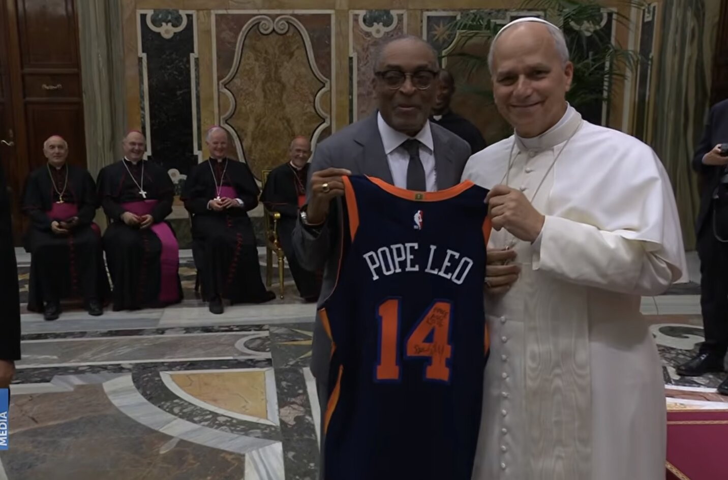 L'appello del Papa: "Il cinema è in pericolo, dobbiamo aiutarlo"