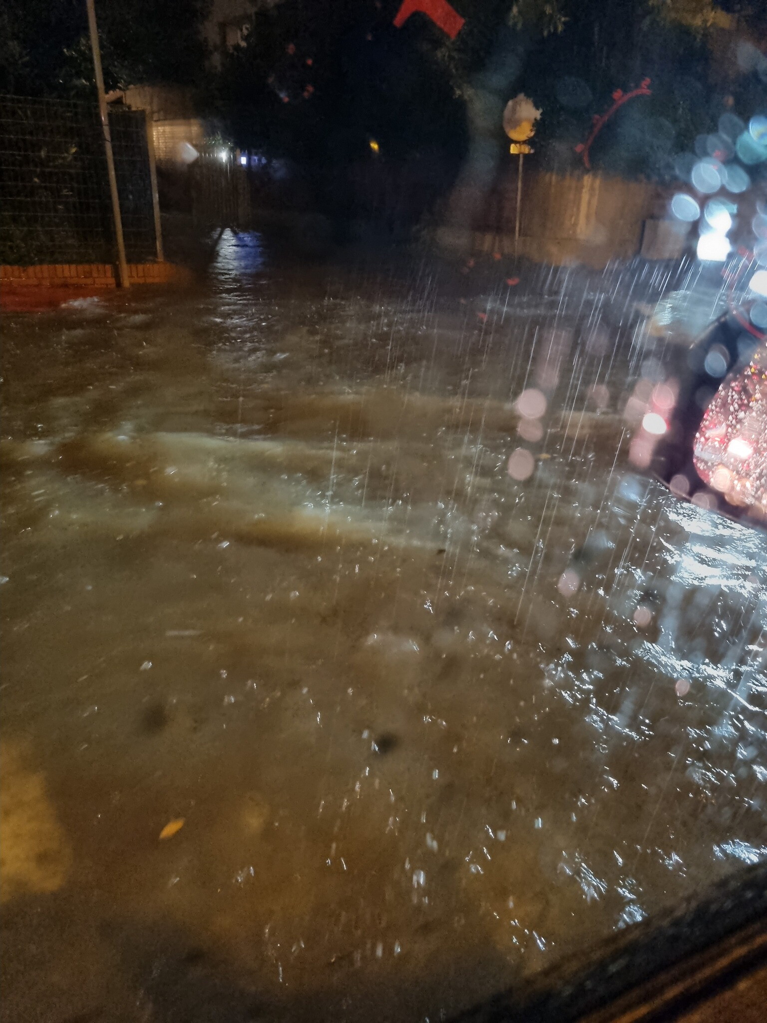 Maltempo, allerta arancione su Liguria ed Emilia-Romagna