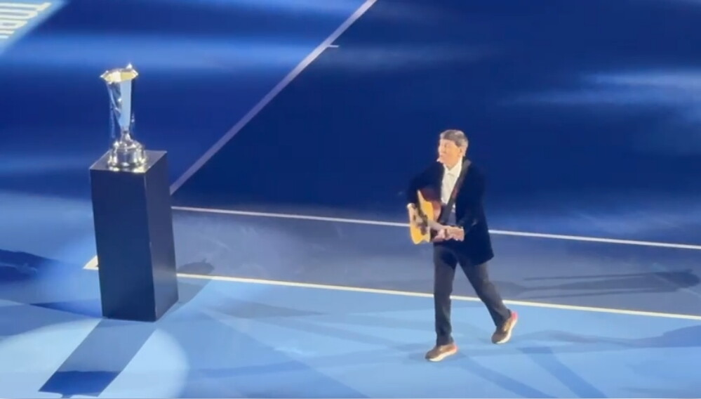 Atp Finals di Torino, Gianni Morandi 'scalda' il pubblico