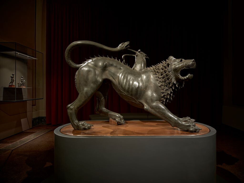 La Chimera d’Arezzo torna nella sala del museo archeologico di Firenze