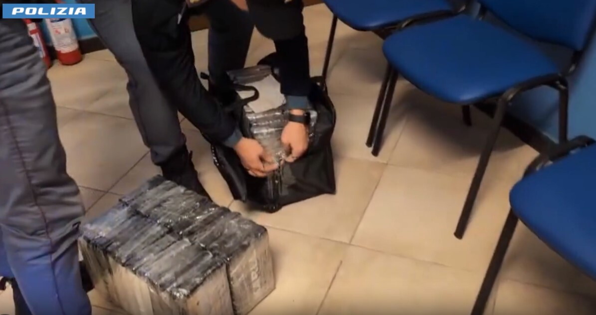 La cocaina non passa la frontiera: sequestrati 230 kg a Ventimiglia