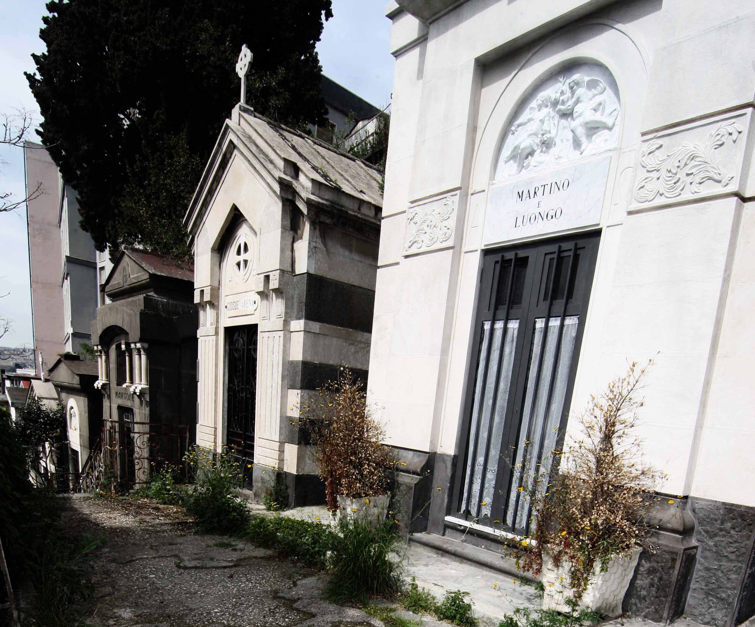 A Napoli è vietato morire a Natale e Capodanno