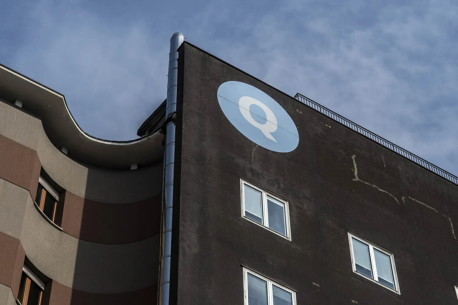 "La tachipirina spezzata sul petto". Un paziente del San Raffaele racconta i suoi "tre gio...