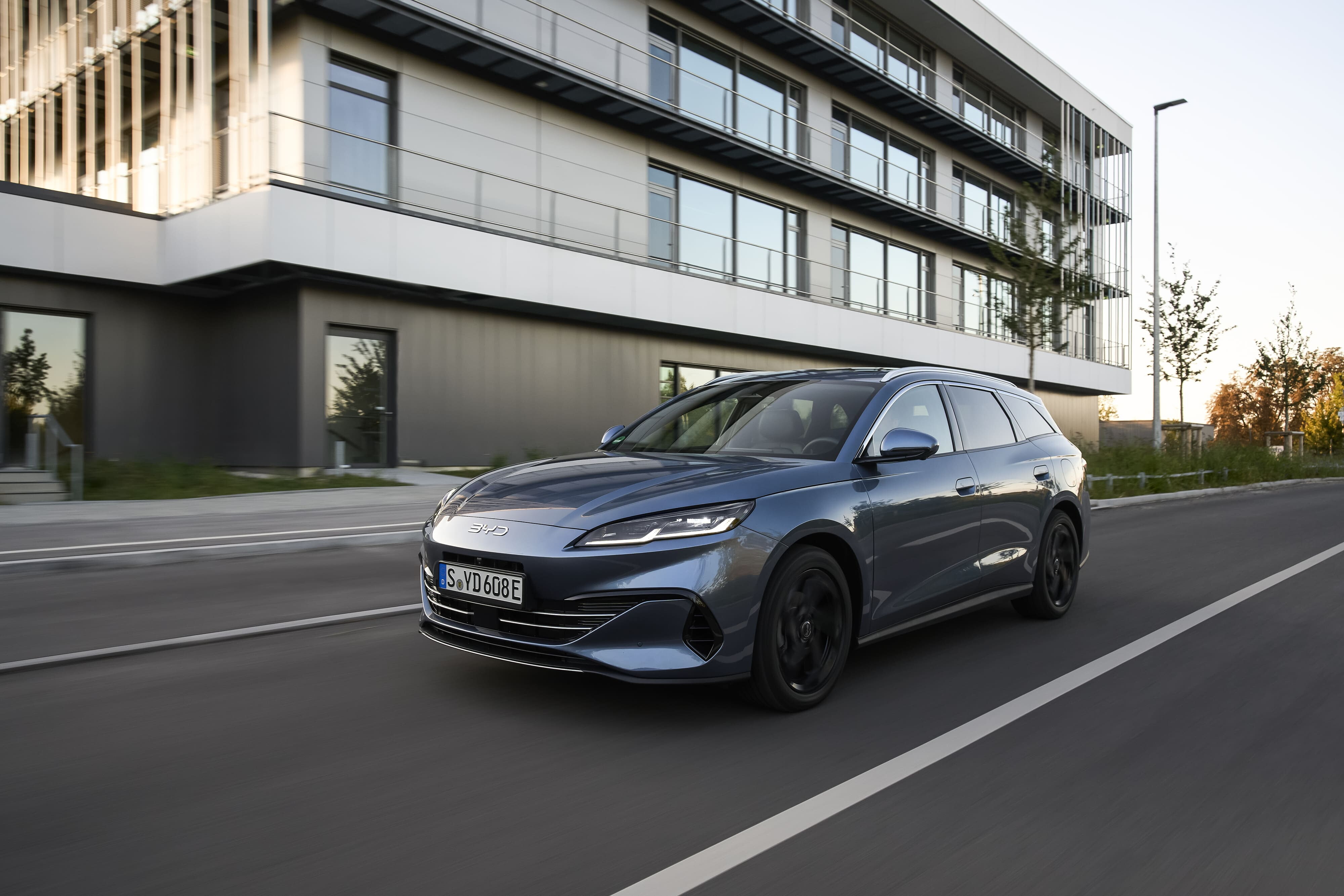 Byd incalza Testa per la vendita di auto elettriche nel 2025