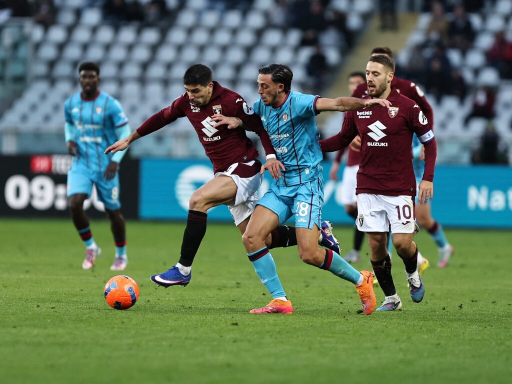 Torino show al Bentegodi, Verona ko 3-0. E Zanetti è nei guai