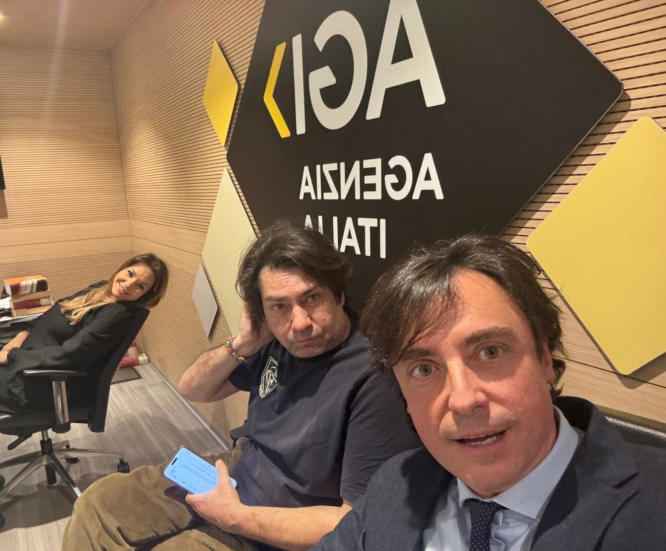 'L'appartamento sold out' serie da record, il podcast con il regista Apolloni