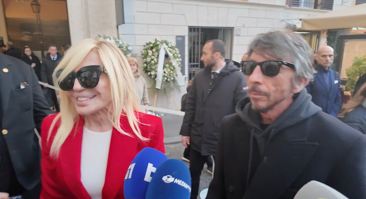 Donatella Versace: "Valentino un signore e un genio"